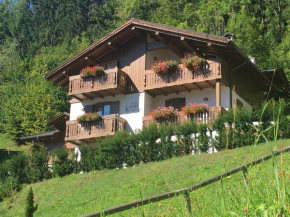 Отель Casa Vacanze Villa Elena  Аллеге